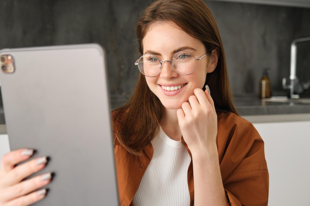 How AI Is Changing the Way We Buy Glasses